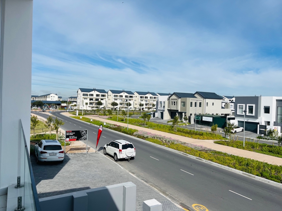  Bedroom Property for Sale in Sandown Western Cape